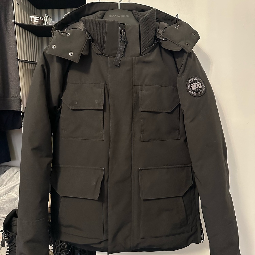 Canada Goose Jacket